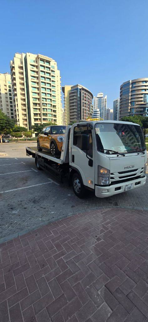 Isuzu Tow Truck Dubai
