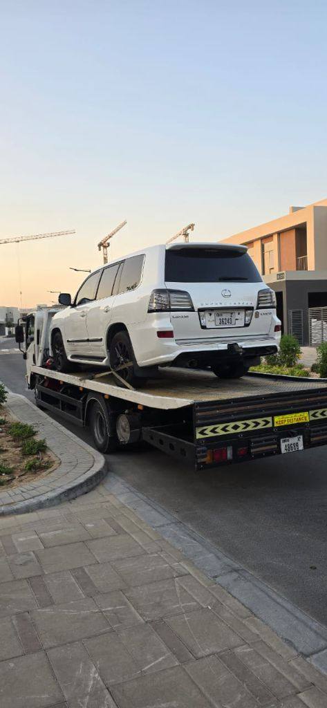 SUV Recovery Dubai - Waqas Towing